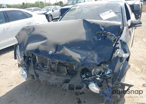 2008 Mercedes-Benz E 550 z USA, uszkodzony, nr VIN WDBUF72X08B328357